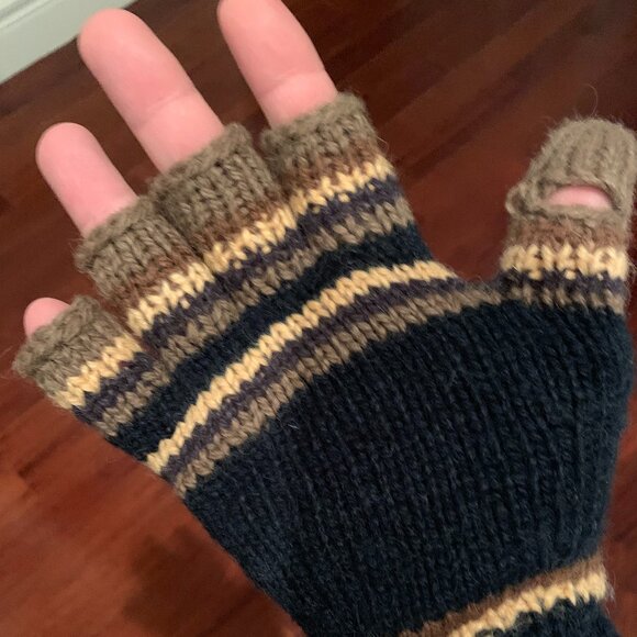 Genuine 100 % Alpaca wool mittens/fingerless gloves - Picture 9 of 11